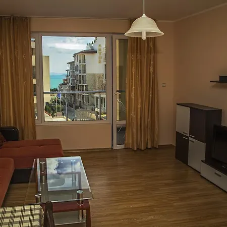 комплекс антъни Апартхотел Свети Влас